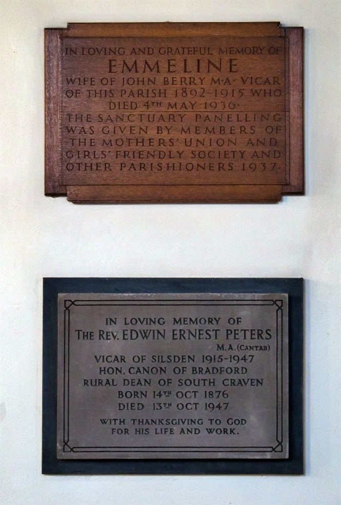 Memorials E Barry and E Peters